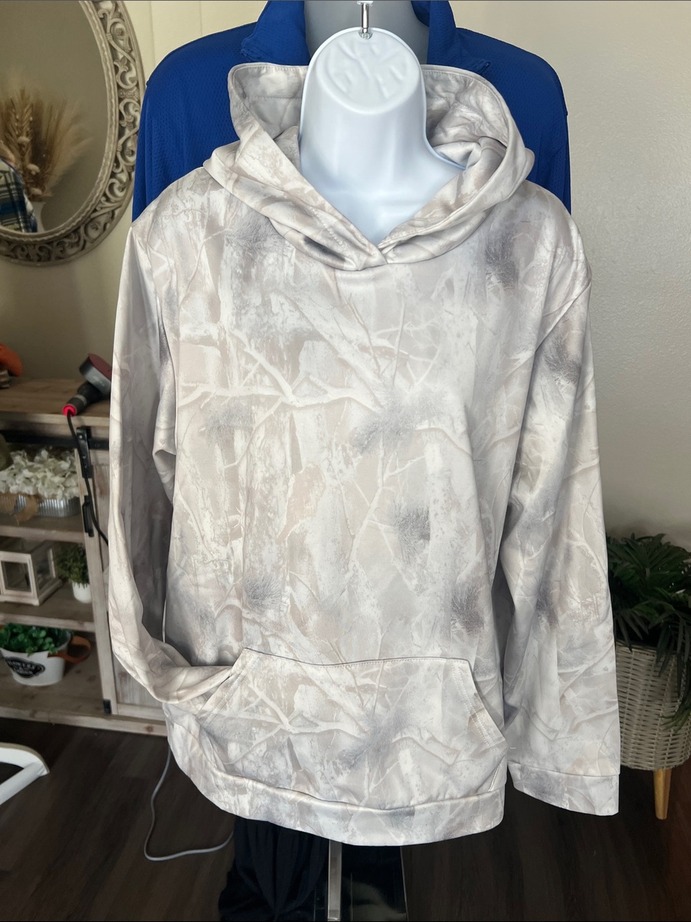 Amazon Women's Beige and Cream Hooded Pullover Sweatshirt